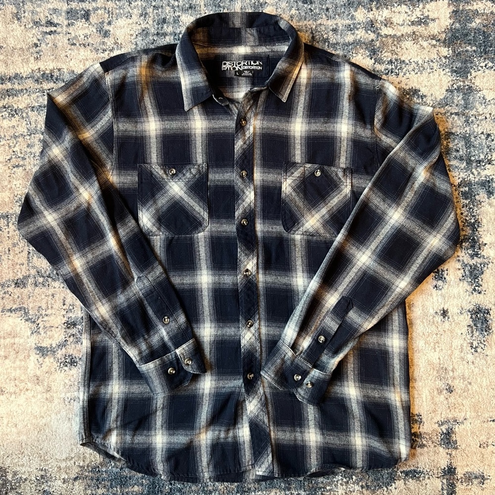 Distortion Flannel Shirt Mens Size Large Button Up Long Sleeves Pockets